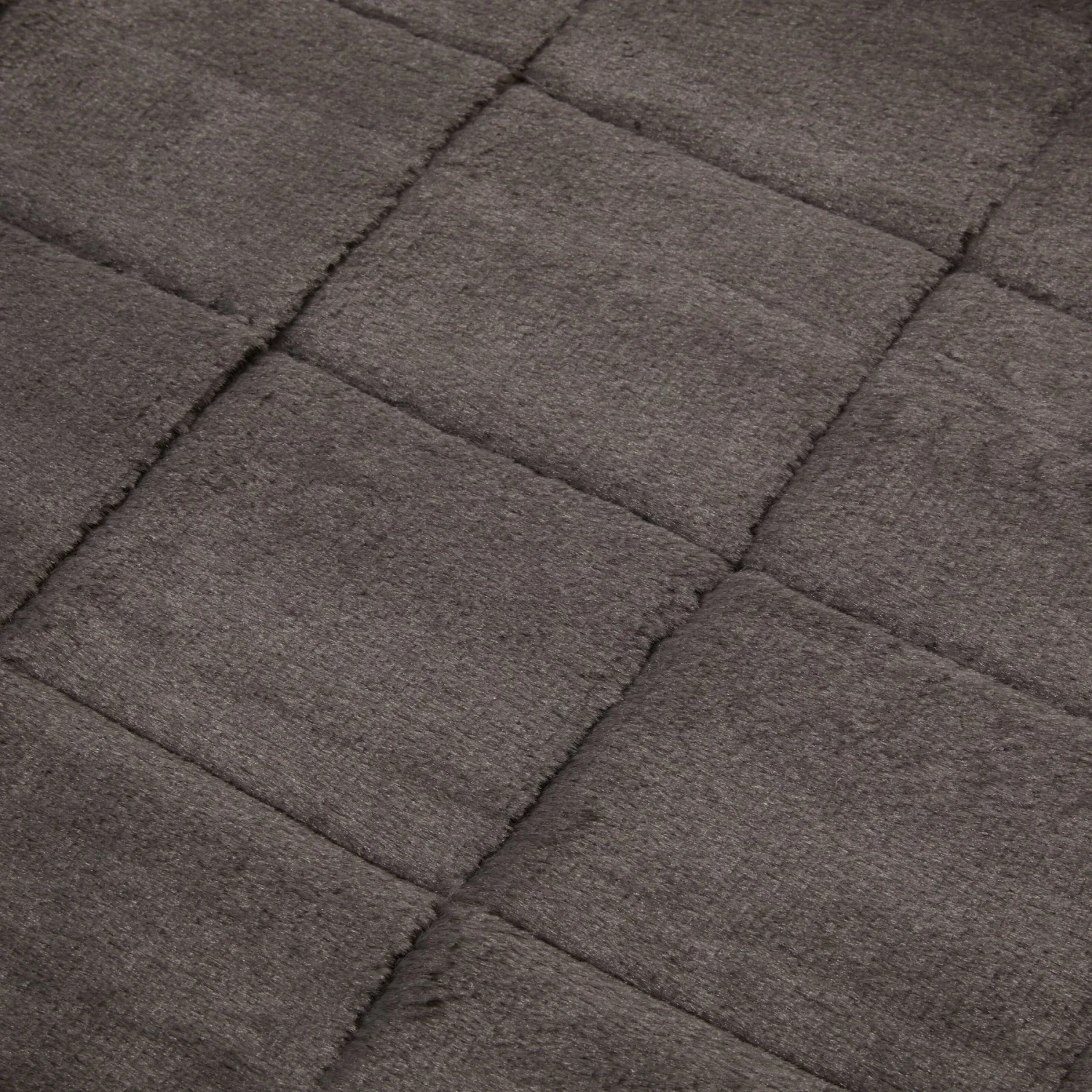 Frisco Quilted Plush Dog Crate Mat 6 Frisco Quilted Plush Dog Crate Mat - Image 4