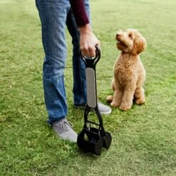 Frisco Spring Action Scooper 10 Frisco Spring Action Scooper -Dog Supplies Shop 227478 PT2. AC SS1800 V1639615016