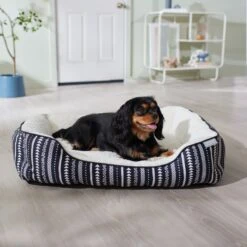 Frisco SW Stripe Rectangular Dog & Cat Cuddler