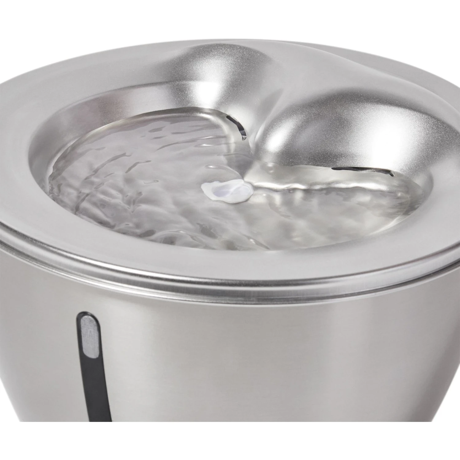 Frisco Stainless Steel Heart Dog & Cat Fountain 5 Frisco Stainless Steel Heart Dog & Cat Fountain - Image 3